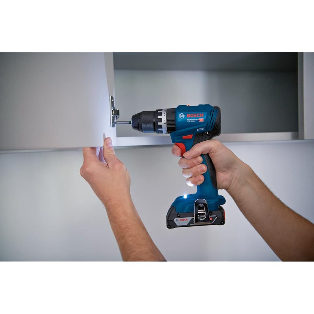Bosch Professional 18V System perceuse-visseuse à percussion sans-fil GSB 18V-45 (vitesse de rotation de 1 900 tr/min, 2 batteries de 2,0 Ah, accessoires, GAL 18V-20, L-Case) - Amazon Exclusive : Bricolage